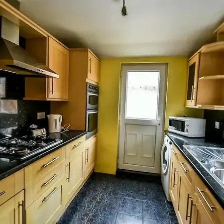 Fitzwilliam House -3 Bedrooms - Sleeps 5 公寓 雷德卡