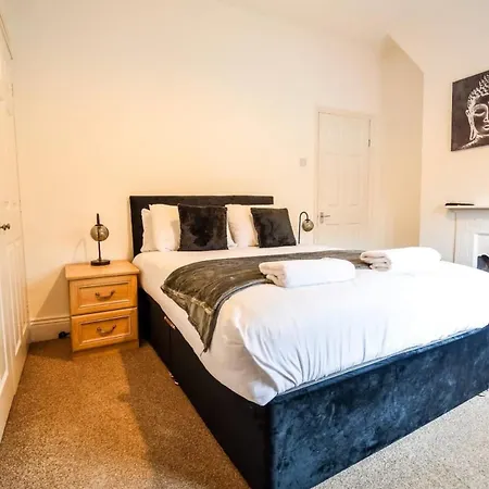 Apartman Fitzwilliam House -3 Bedrooms - Sleeps 5